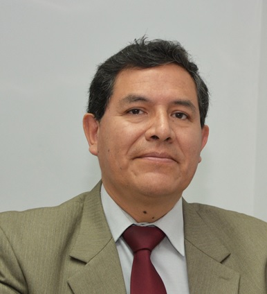 Dr. José Solís Veliz